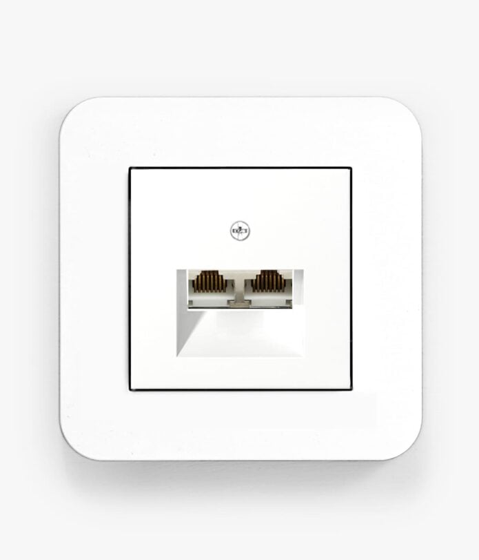 GIRA E3 Pure White network socket