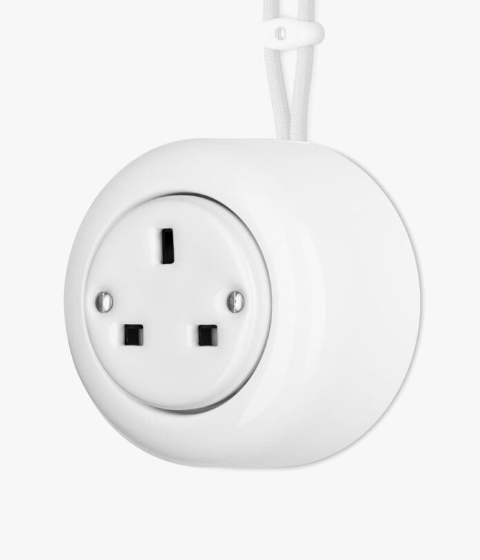 Katy Paty white surface-mounted plug socket