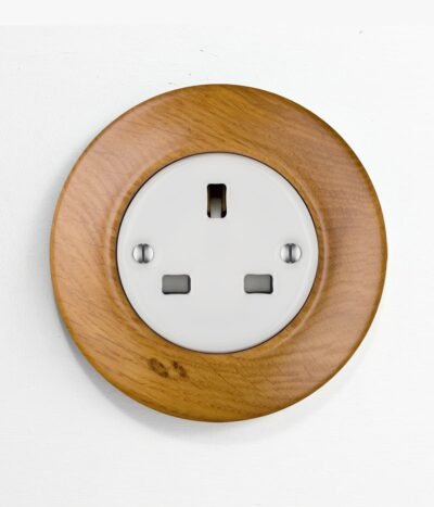Katy Paty Roo Lignum Oak and porcelain plug socket