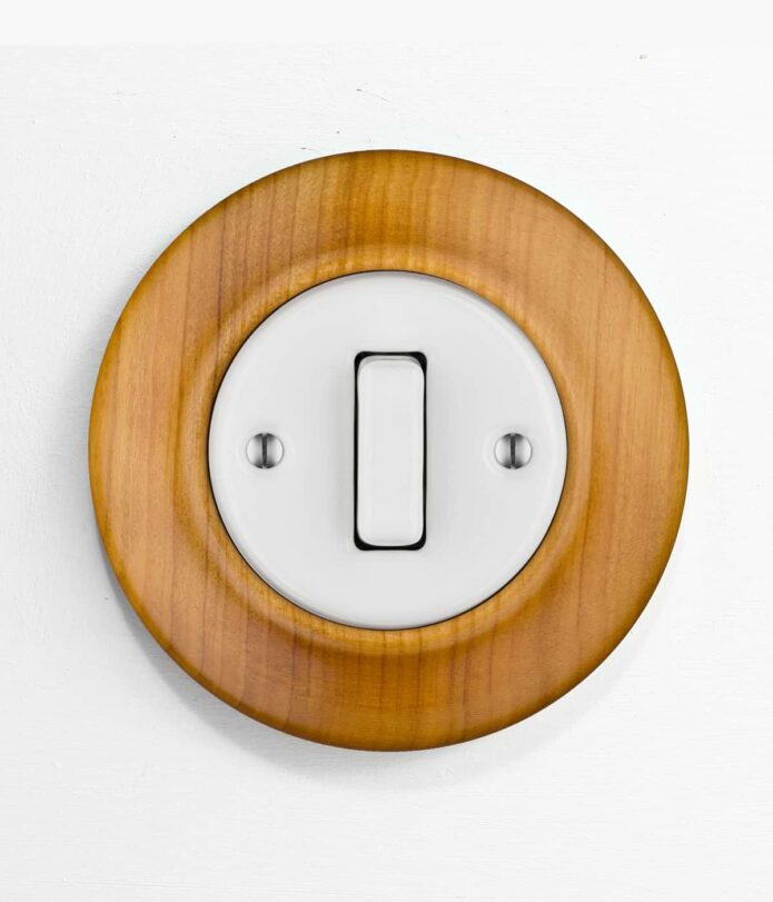 Katy Paty Roo Lignum Cherry wood switch