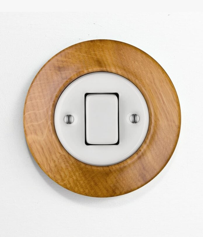 Katy Paty Roo Lignum Oak wooden light switch