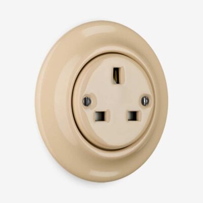 Katy Paty Roo sand plug socket