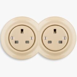Katy Paty Roo sand plug socket