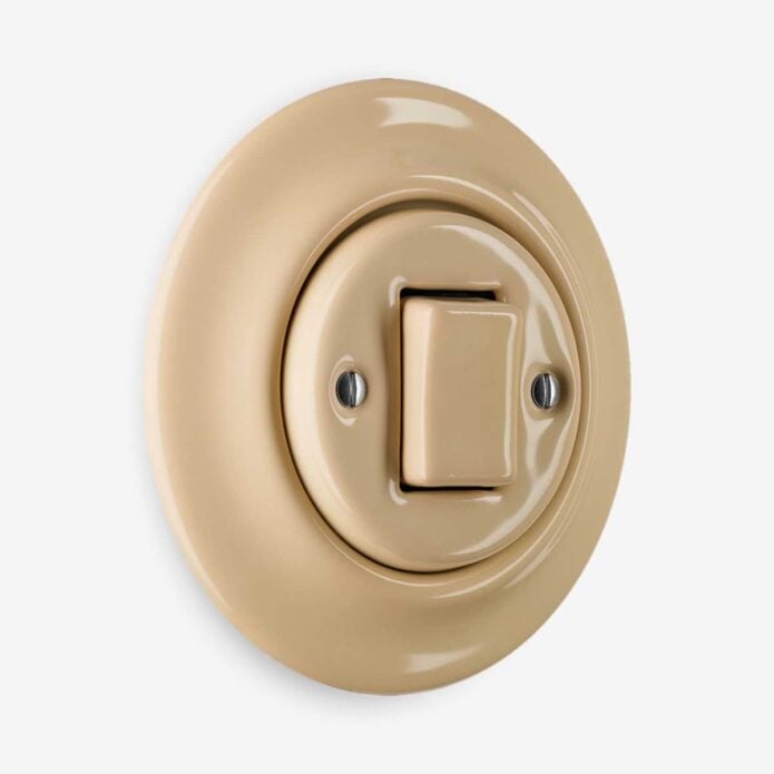 Katy Paty Roo Sand light switch
