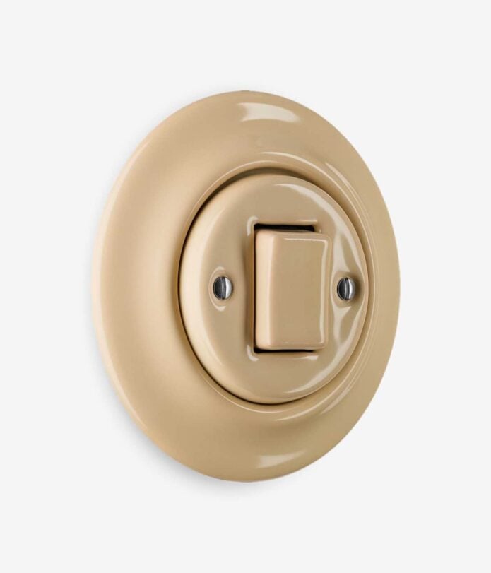 Katy Paty Roo Sand light switch